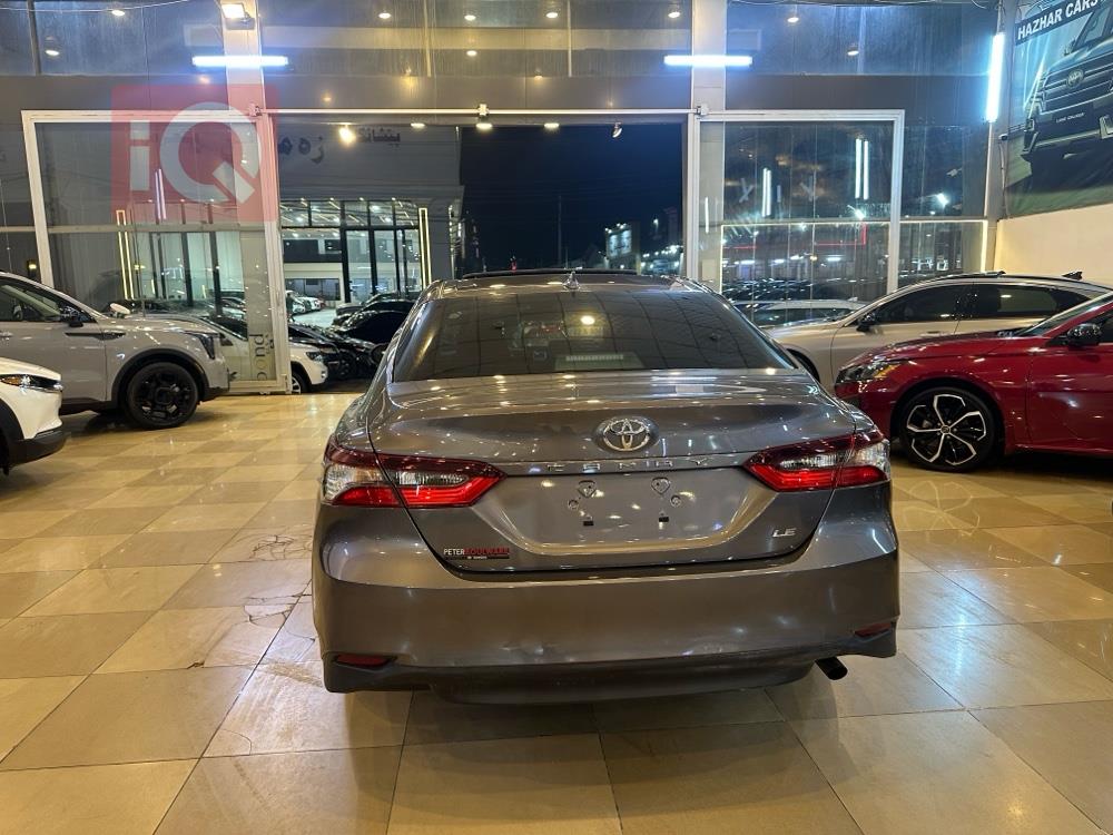 تۆیۆتا کامری